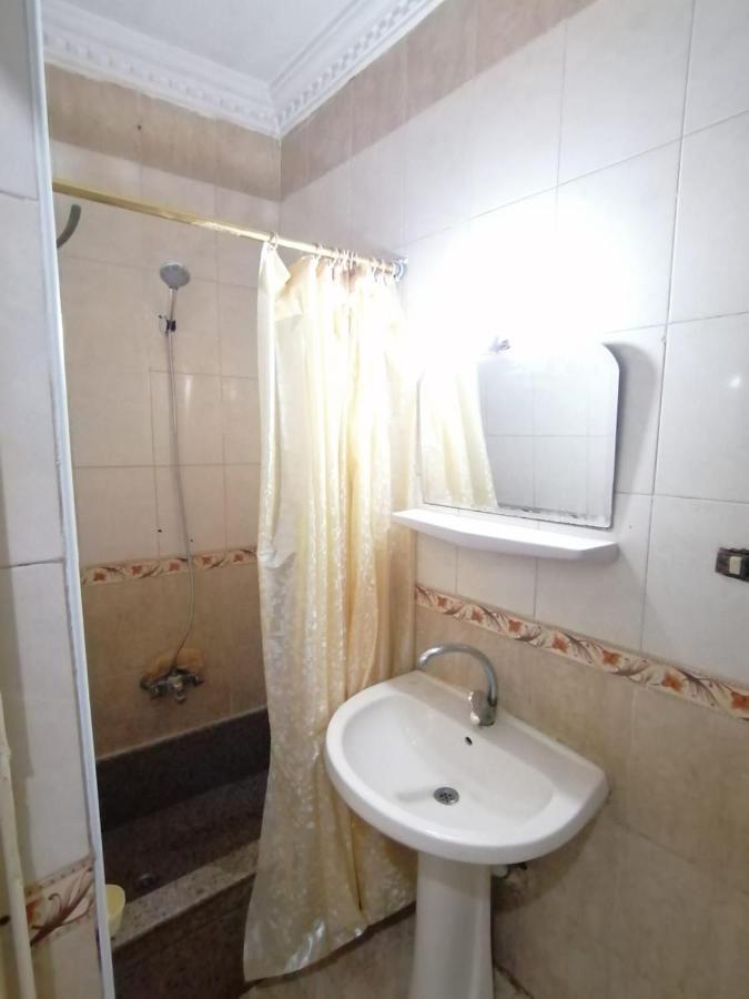 Apartment شقه سكنيه بجوار الاهرامات Cairo